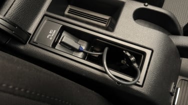 Volkswagen Golf Estate USB detail