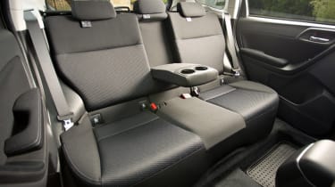 Subaru Forester 2.0 XT CVT rear seats