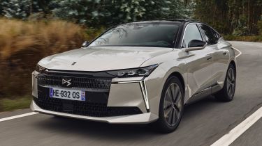DS No4 E-Tense - front