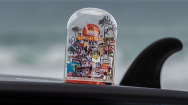 Citroen Ami Buggy Rip Curl - ornament