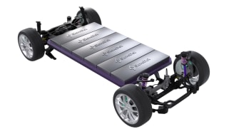 EV chassis with battery packs