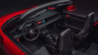 Porsche 911 SC - cabin