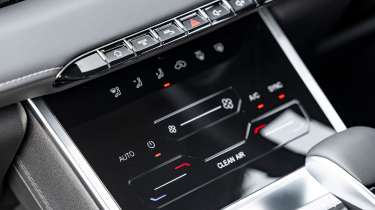 Chery Tiggo 4 - centre console