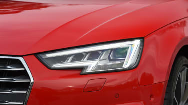 Audi S4 - front light detail