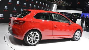 SEAT Leon SC rear tracking