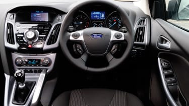 Ford Focus 2.0 TDCi Titanium interior