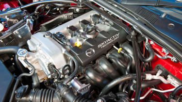 Mazda MX-5 2015 engine