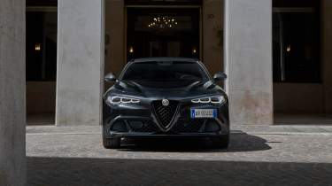 Alfa Romeo Giulia Quadrifoglio Super Sport - full front