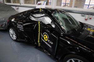 Euro NCAP - black TT side impact