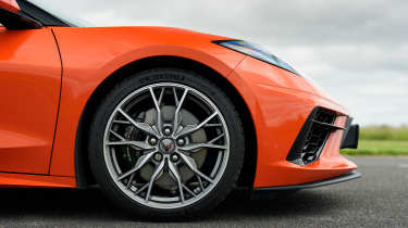 Chevrolet Corvette - wheel