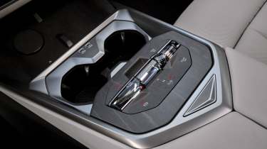 BMW iX5 - interior