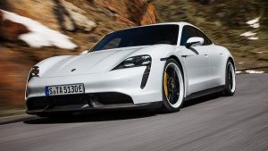 Porsche%20Taycan-16.jpg