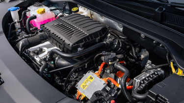 Jaecoo 8 - engine bay