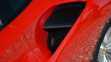 Ferrari 488 GTB vent