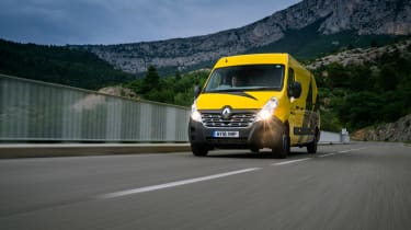 Renault Master Team behind the scenes episode 3