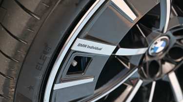 BMW X3 30e - iX3 wheel