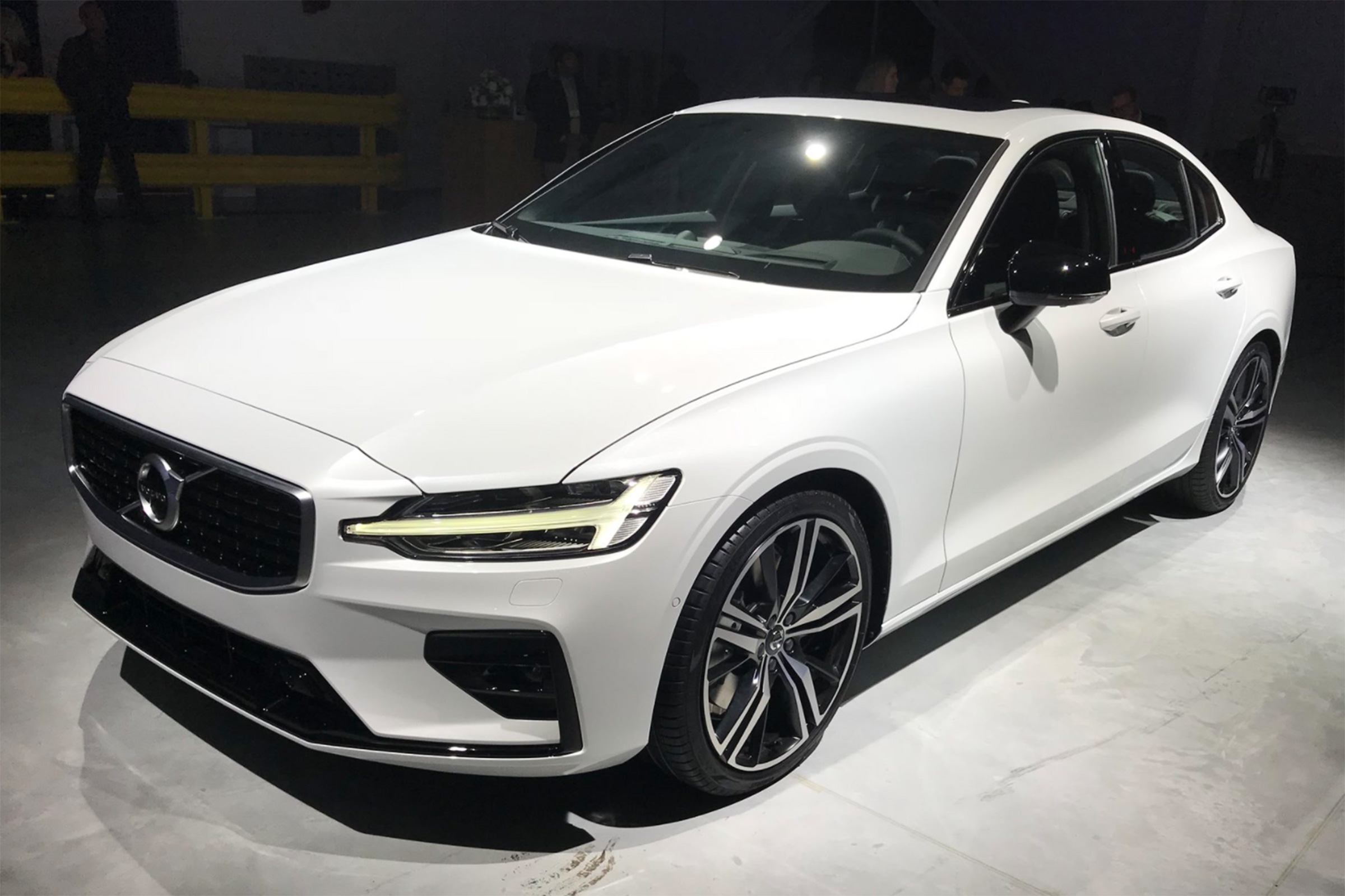 Plug-in hybrid Volvo S60 T8 launched  Auto Express