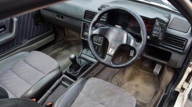Audi Quattro 20V - interior