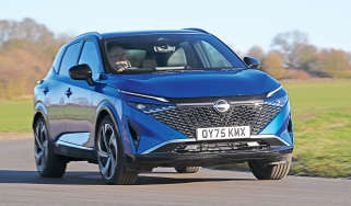 Nissan Qashqai e-Power Tekna+ - front cornering