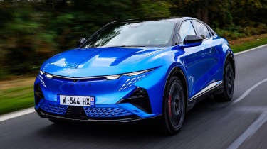 Alpine A390 - front