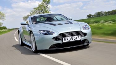 Aston Martin V12 Vantage