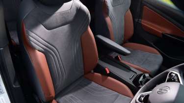 Volkswagen ID.4 Mk1 - front seats