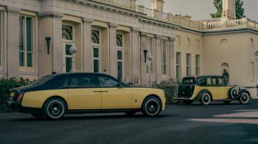 Rolls-Royce Phantom Goldfinger - rear end with vintage Phantom