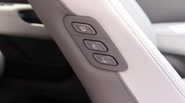 Hyundai Ioniq 6 - seat controls