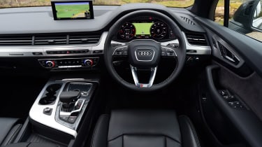 Audi Q7 2016 - interior