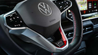 Volkswagen ID. Buzz GTX - steering wheel
