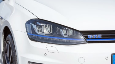VW Golf GTE hybrid light