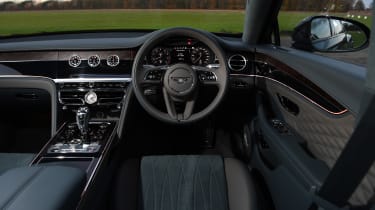 Bentley Flying Spur V8 S - dash