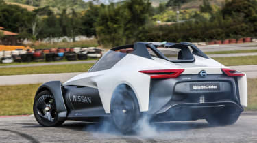 Nissan BladeGlider - rear drift 2