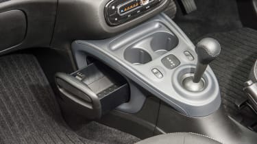 Smart ForTwo Cabrio - gear stick