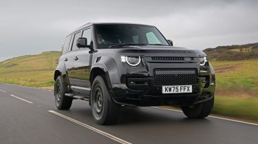Land Rover Defender OCTA Black - front tracking