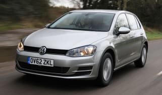 Volkswagen Golf front tracking