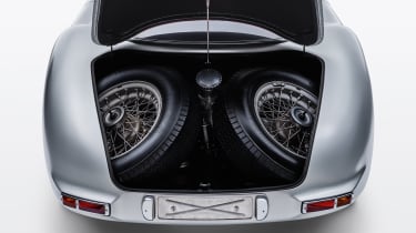 1955 Mercedes 300 SLR - boot