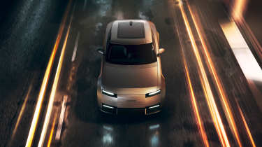 Jaguar Type 01 - on the road