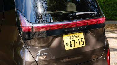 Nissan Sakura - rear tail light 