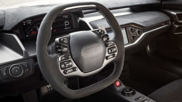 Ford GT Carbon Series - dash