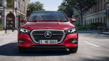 Mercedes C-Class Estate facelift - full front action