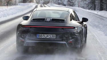 Porsche 911 facelift - spyshot 14