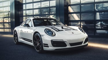 Porsche 911 Endurance Racing Edition - front quarter