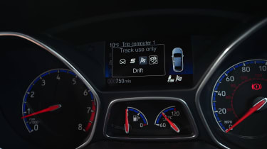 Ford Focus RS first UK drive - dials