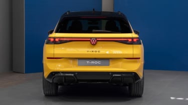 2025 Volkswagen T-Roc studio - tail