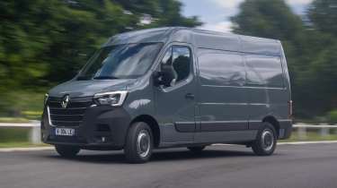 Renault Master - front cornering