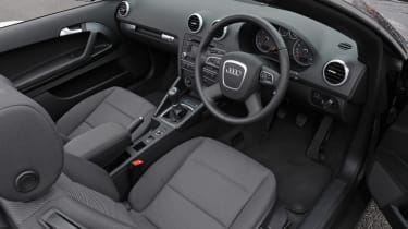 Audi A3 Cabriolet 1.6 TDI dash