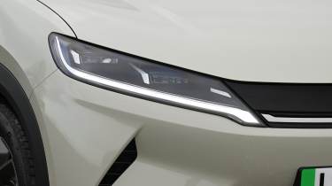 BYD Atto 2 - headlight