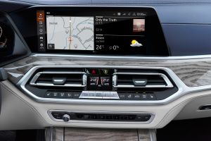 BMW X7 - screen