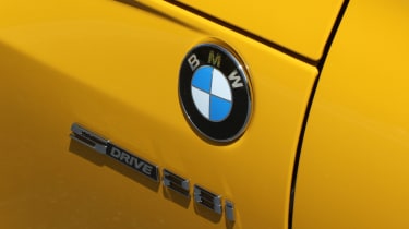 BMW Z4 sDrive28i badge